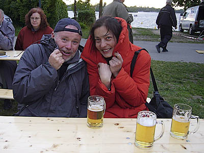 Birgit Trutnau und H.-Joachim Lingelbach zittern sich warm (c) Armin Trutnau